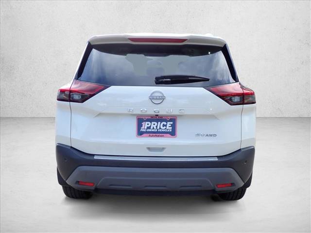 Used 2023 Nissan Rogue SV w/ SV Premium B Package AWD/4WD image 3