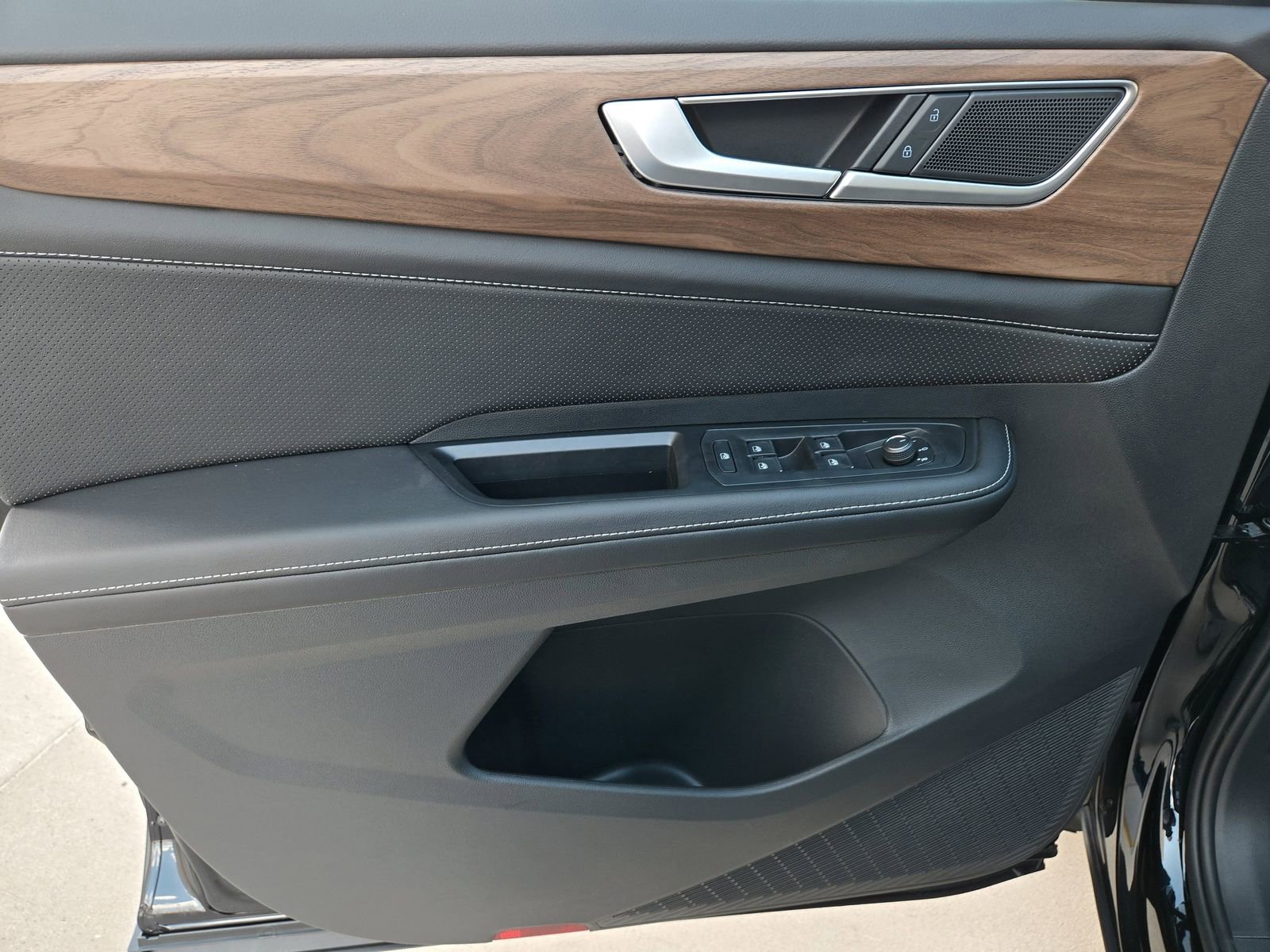 New 2026 Volkswagen Atlas SE image 20