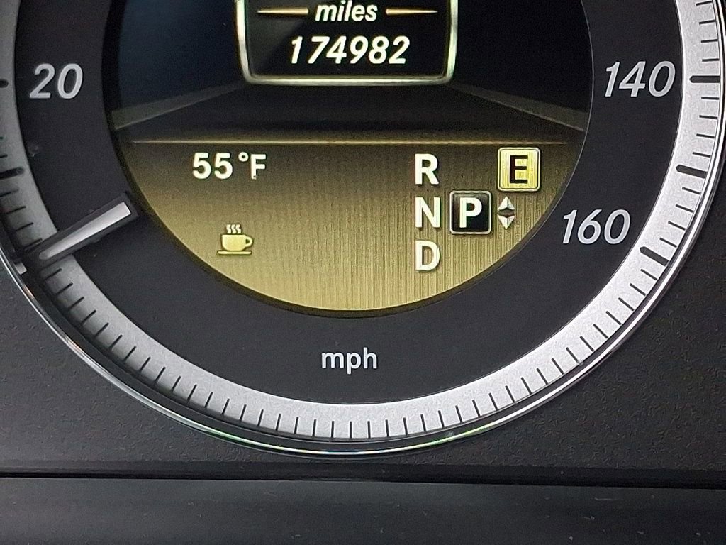 Used 2011 Mercedes-Benz E 350 4MATIC Sedan image 22