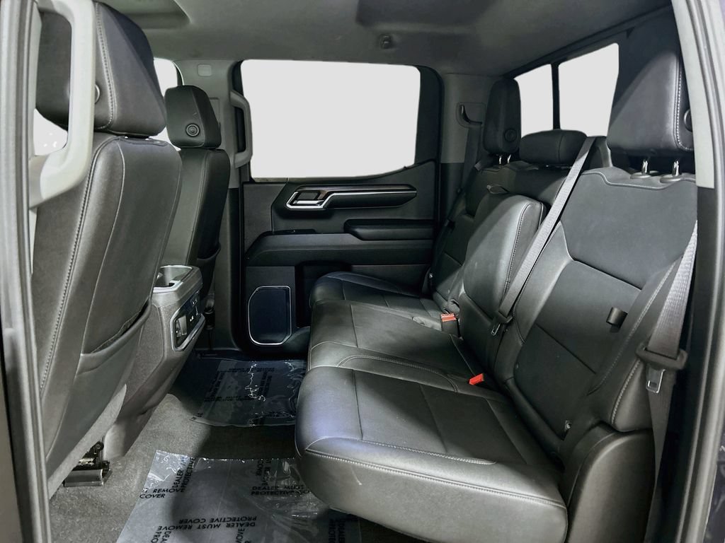 Used 2024 GMC Sierra 1500 SLT AWD/4WD image 23