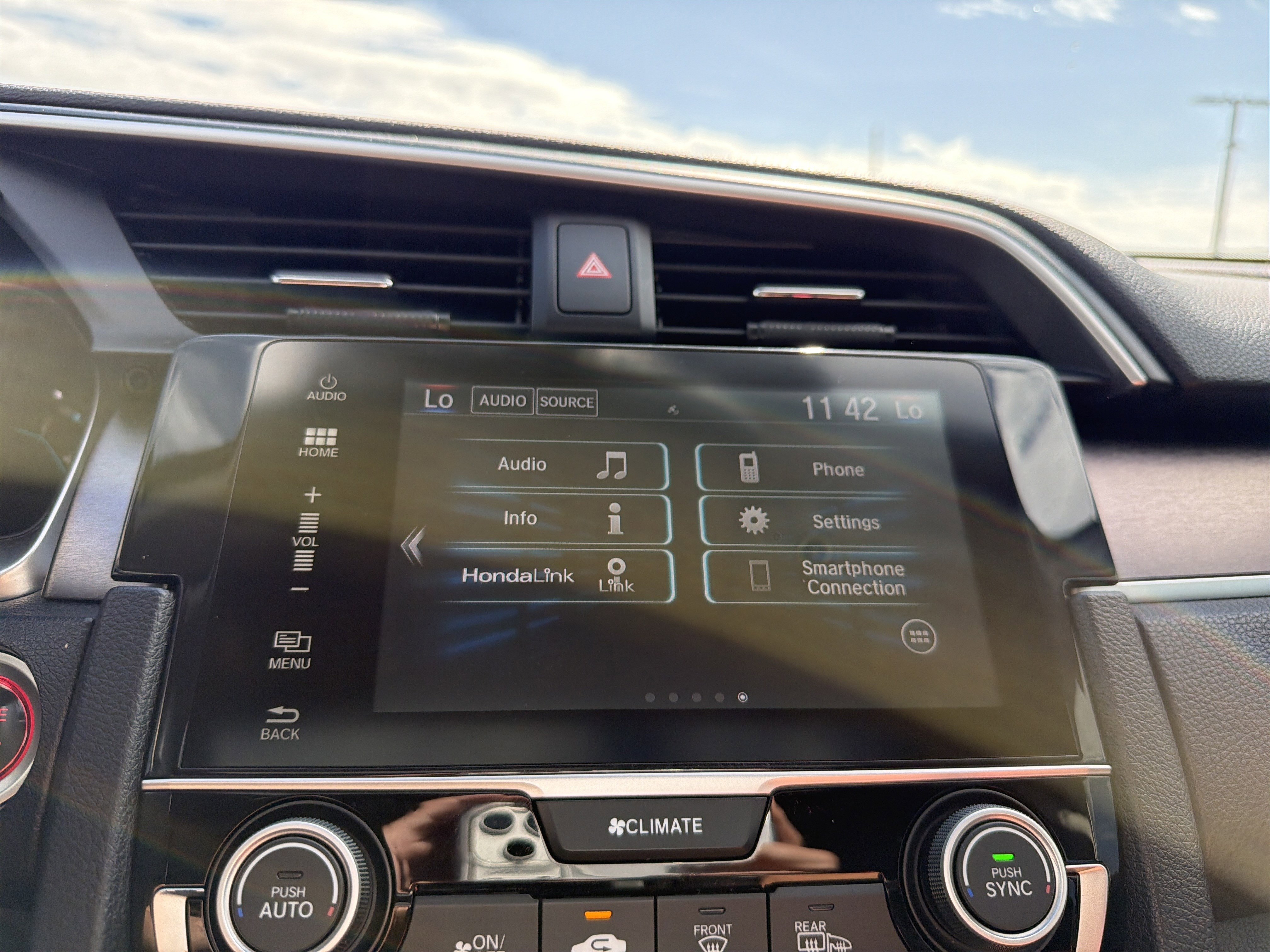 Used 2018 Honda Civic EX-L image 24