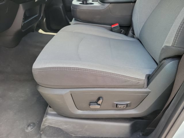 Used 2024 RAM 3500 Big Horn AWD/4WD image 13