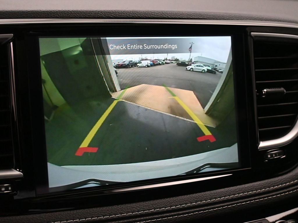 New 2026 Chrysler Pacifica Limited w/ S Appearance Package FWD image 27