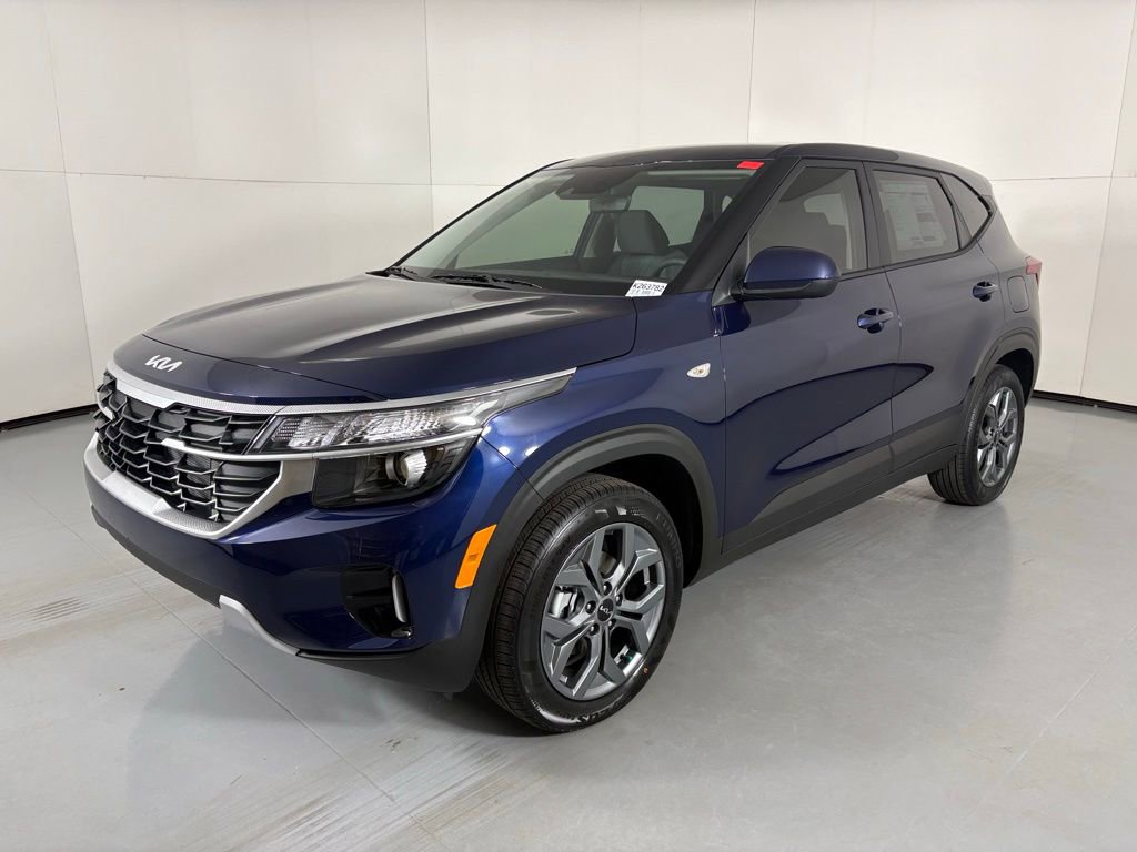 New 2026 Kia Seltos LX image 4