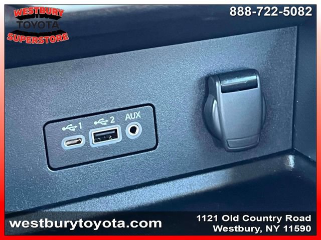 Used 2022 Nissan Sentra SV w/ All-Weather Package FWD image 34