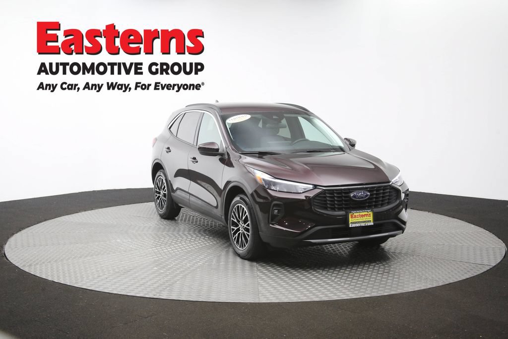 Used 2023 Ford Escape SE FWD image 51