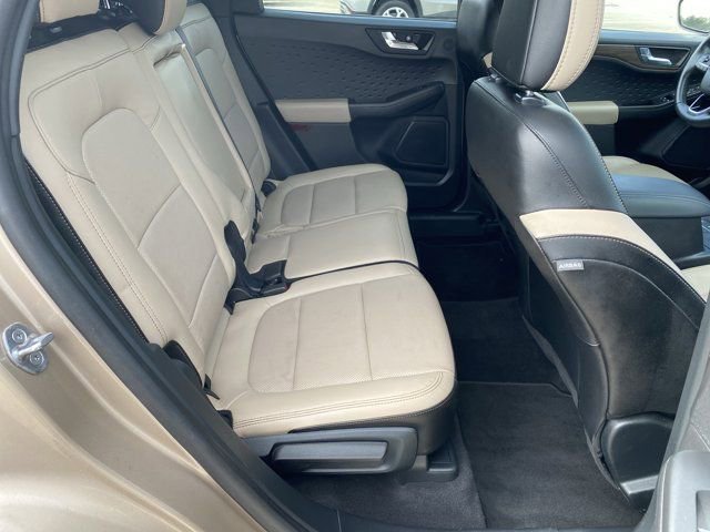 Used 2020 Ford Escape Titanium image 30