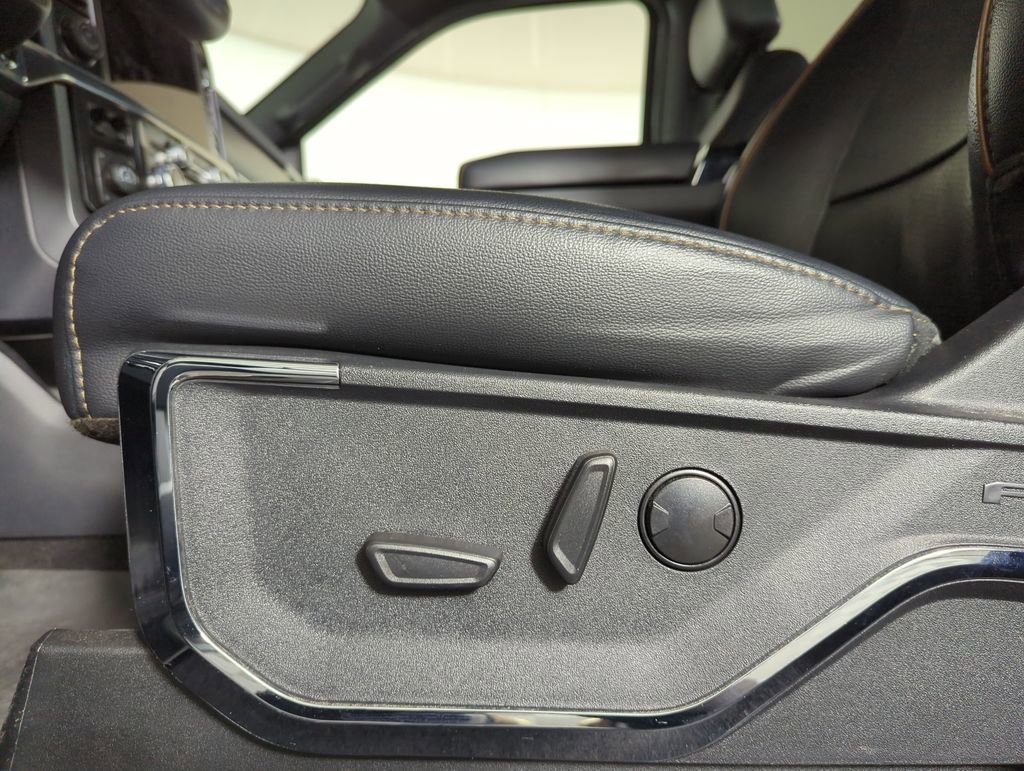 Used 2024 Ford F150 Lariat w/ FX4 Off-Road Package image 25