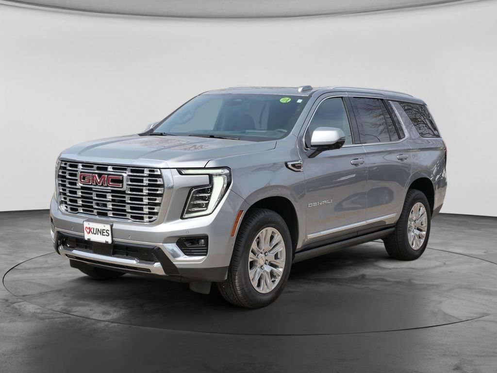 Used 2025 GMC Yukon Denali w/ Sun & Power Step Package AWD/4WD image 4