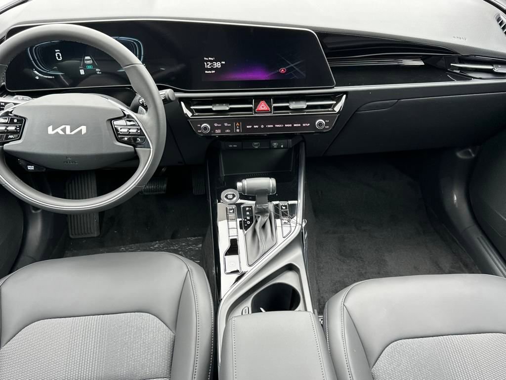 New 2025 Kia Niro EX image 14