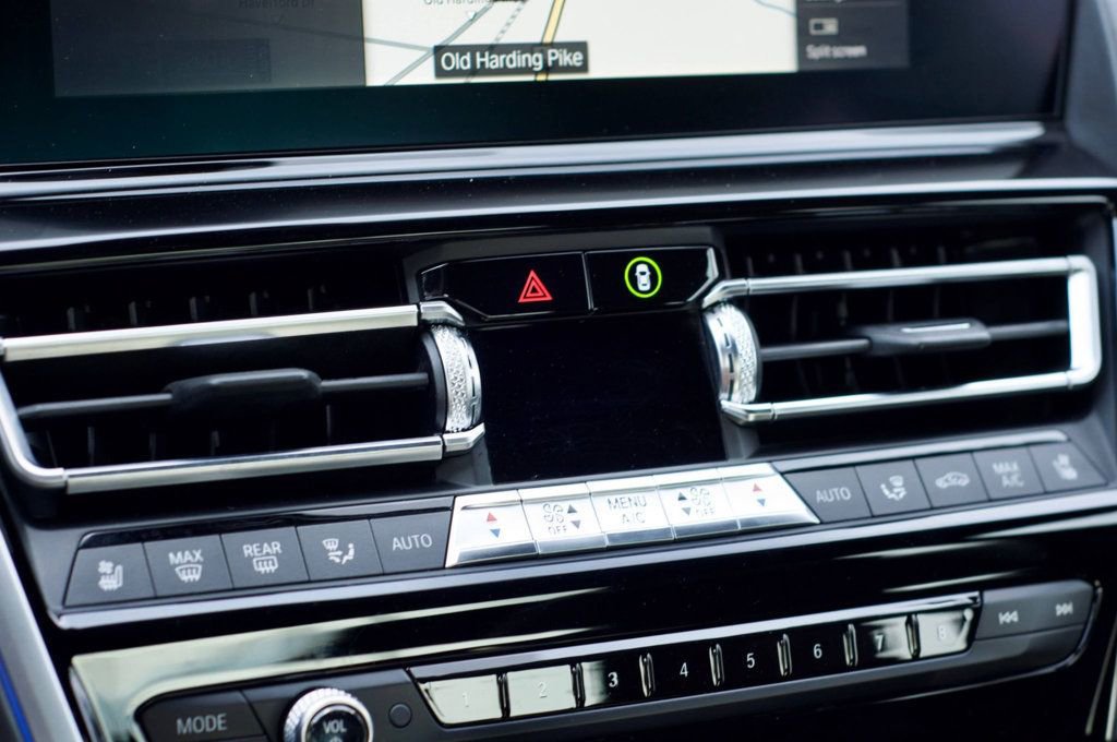 Used 2019 BMW M850i xDrive MSRP$115105/Heated&CooledSeats w/ Comfort Seating Package image 30