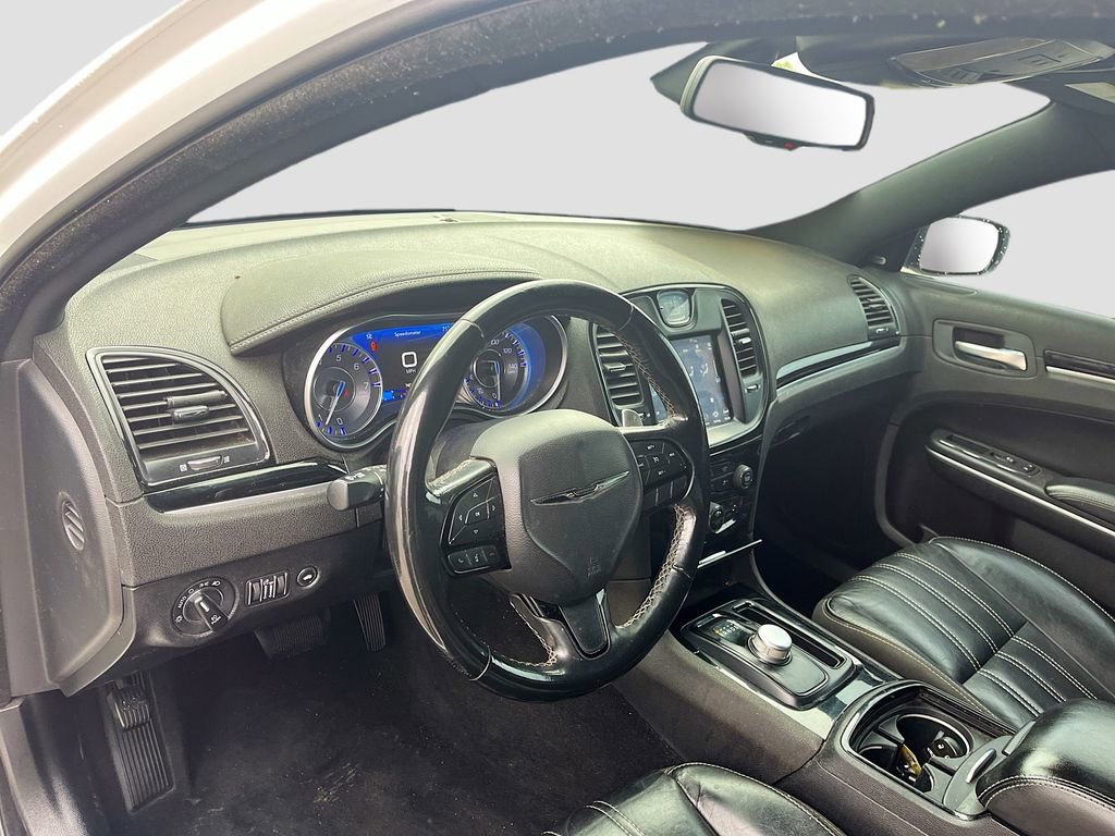Used 2021 Chrysler 300 S image 9