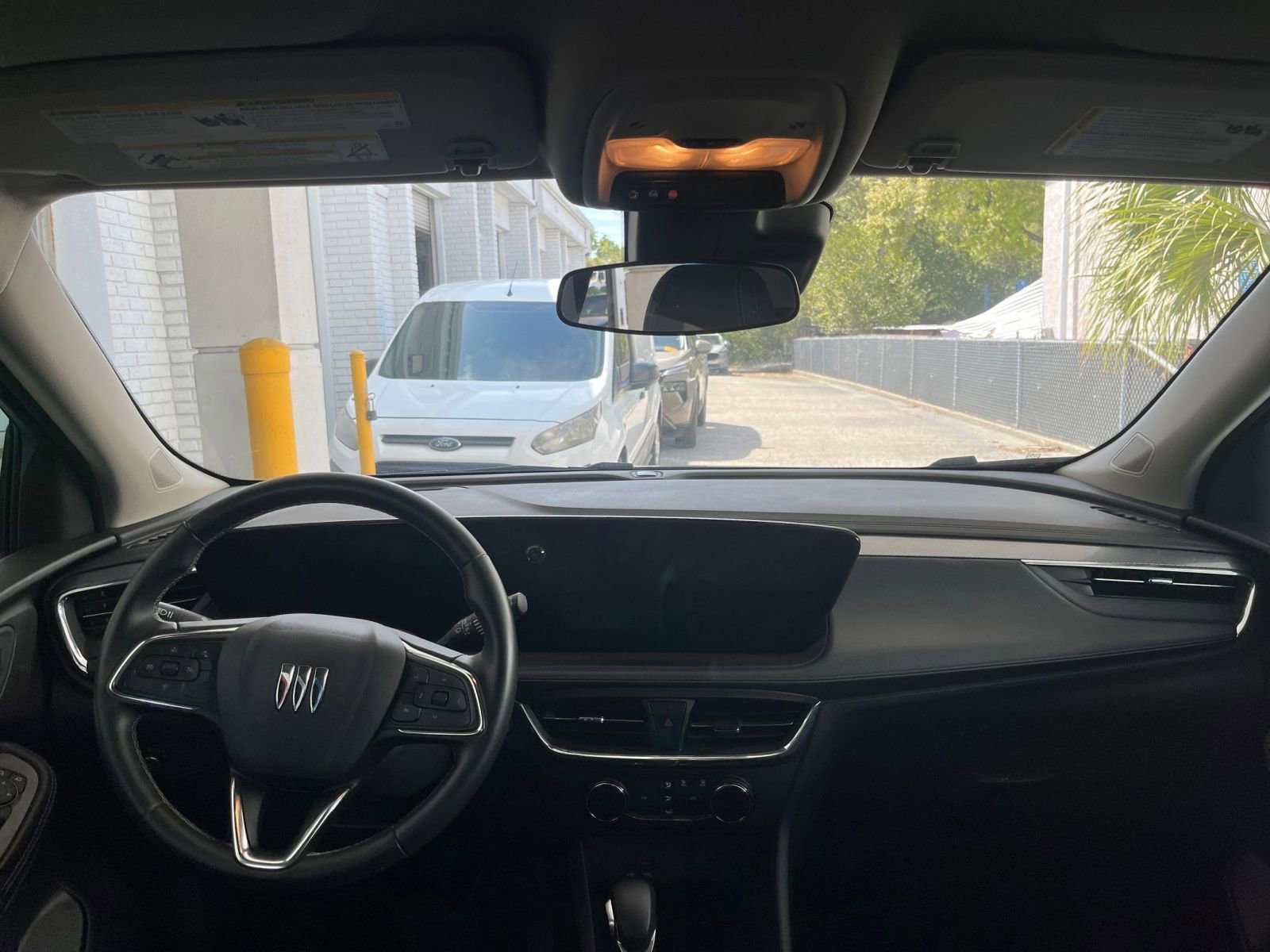 Used 2025 Buick Encore GX Preferred image 32