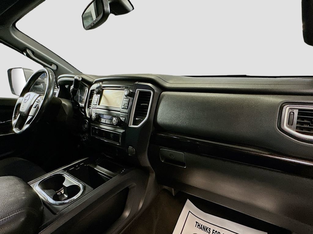Used 2018 Nissan Titan SV w/ SV Convenience Package AWD/4WD image 28