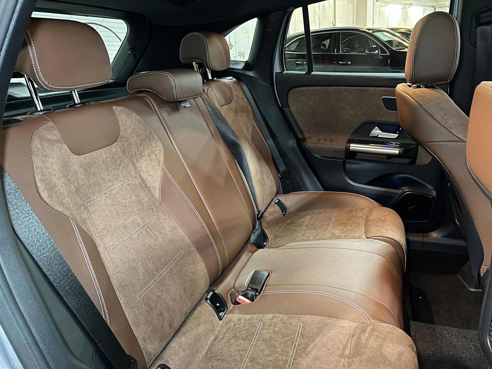 New 2026 Mercedes-Benz GLA 35 AMG 4MATIC image 13