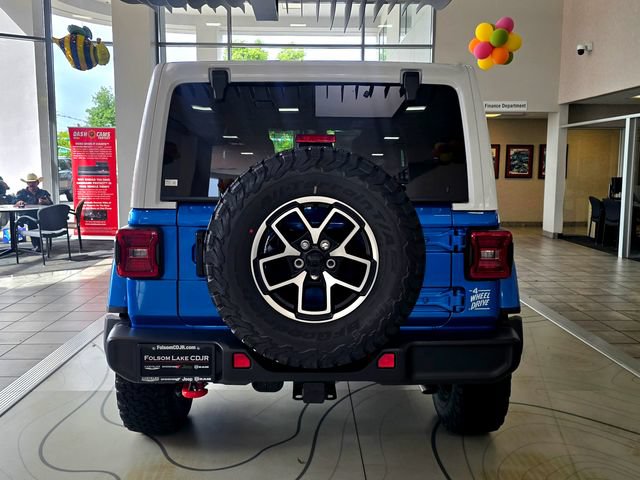 New 2026 Jeep Wrangler Unlimited Rubicon w/ Whitecap Package AWD/4WD image 5