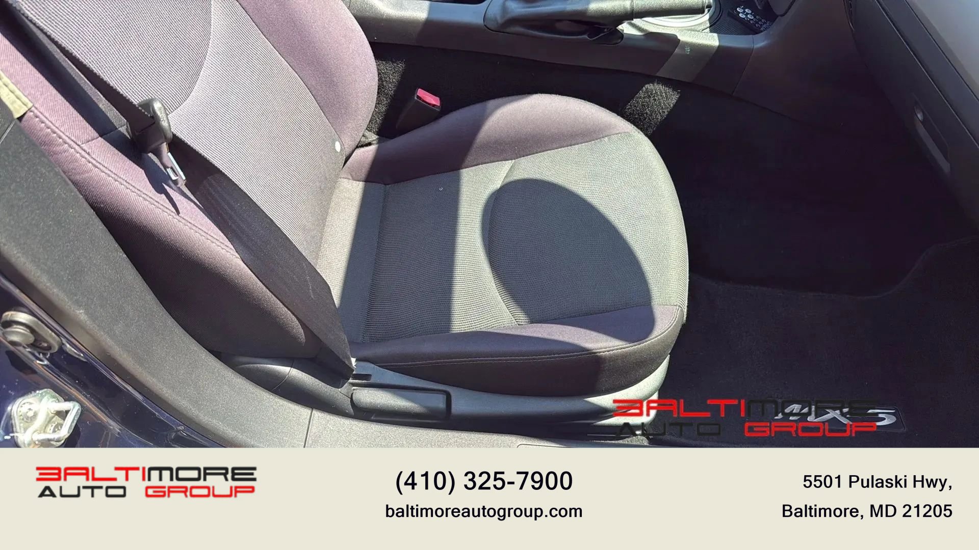 Used 2009 MAZDA MX-5 Miata Sport RWD image 30