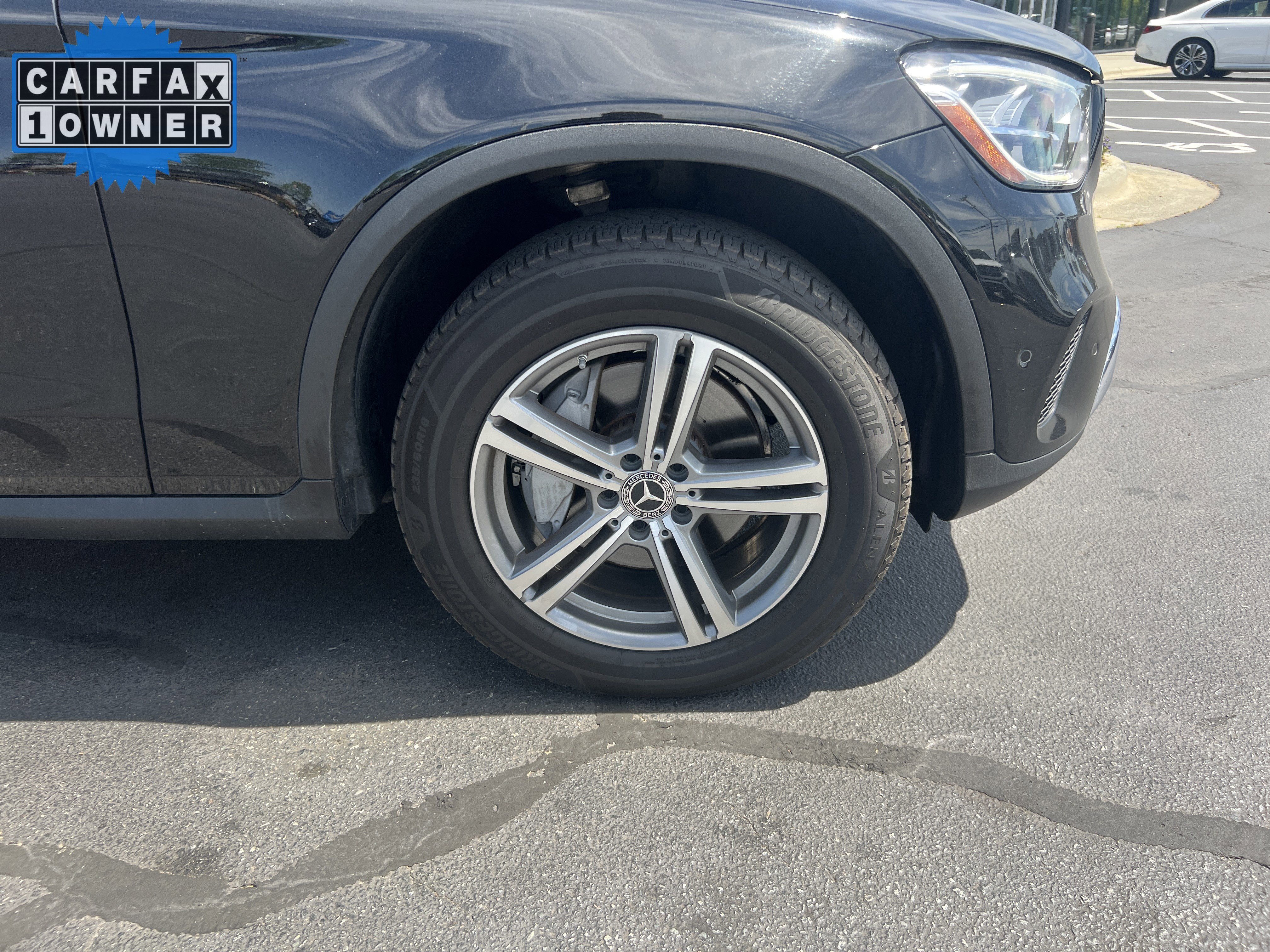 Used 2021 Mercedes-Benz GLC 300 4MATIC image 13