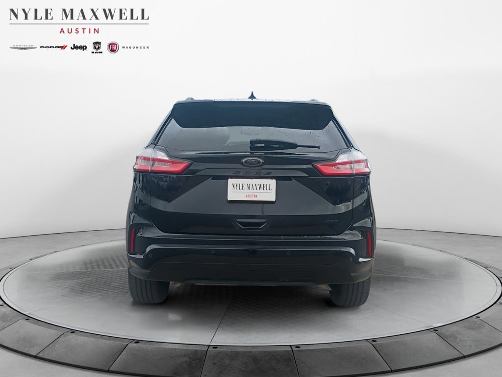 Used 2022 Ford Edge SE w/ Black Appearance Package image 15