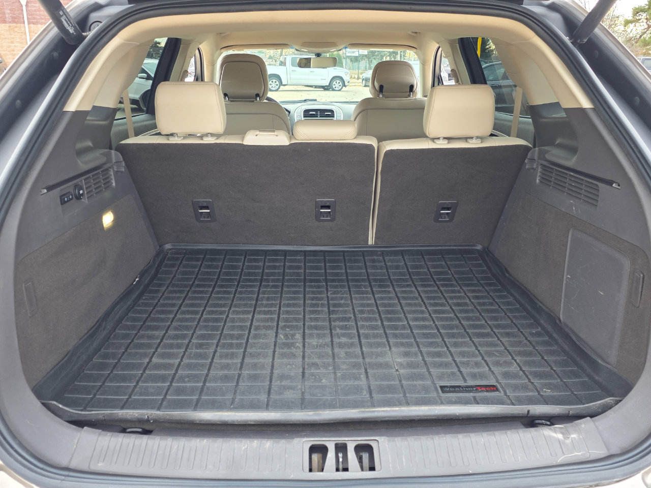 Used 2020 Lincoln Nautilus FWD w/ Equipment Group 101A image 16