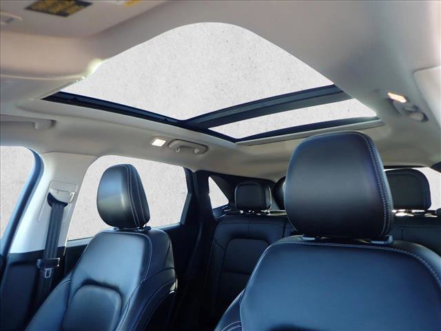 Used 2021 Ford Escape SEL w/ Technology Package image 17