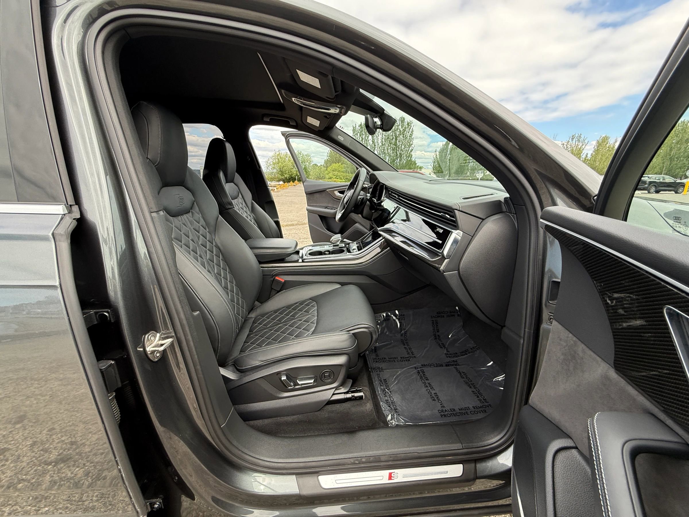 Used 2022 Audi SQ7 Prestige w/ Prestige Package image 58