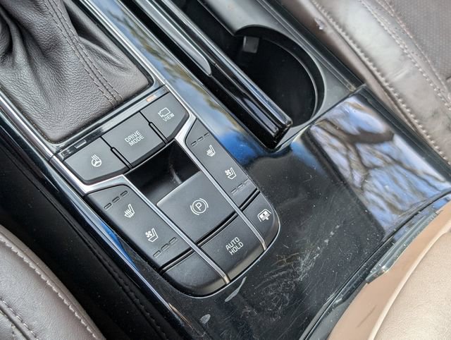 Used 2017 Kia Cadenza Limited w/ Paint Protection Package image 32