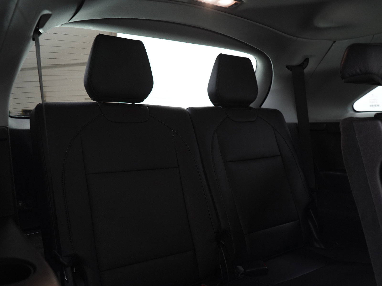 Used 2018 Acura MDX SH-AWD image 19