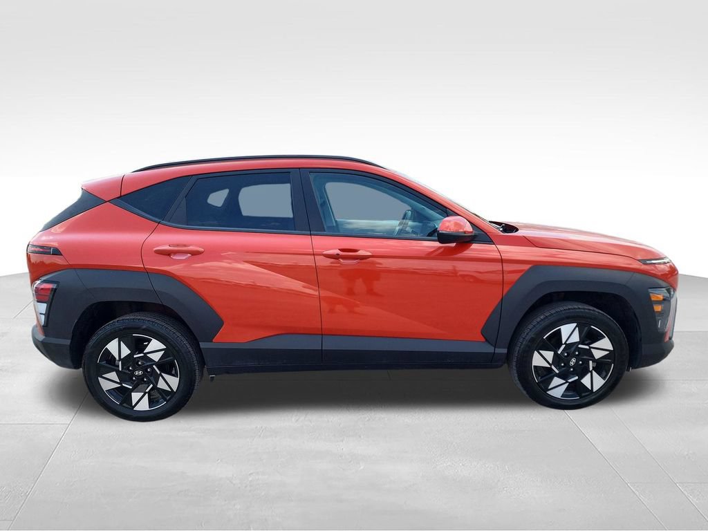 Used 2025 Hyundai Kona SEL AWD/4WD image 8