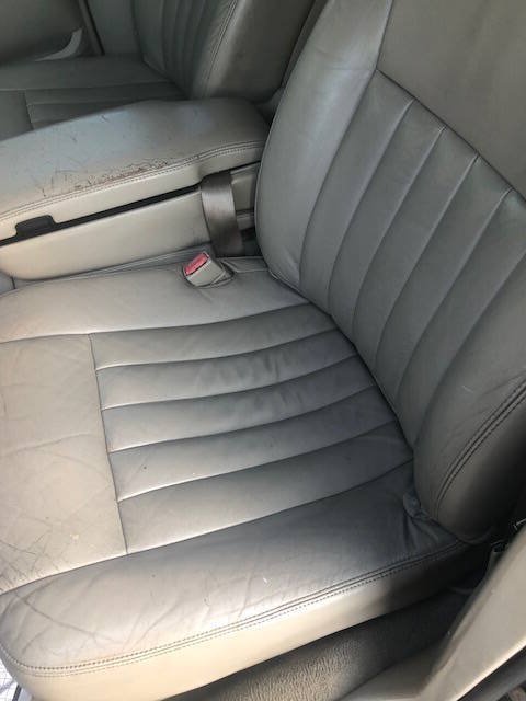 Used 2003 Lincoln Town Car Executive RWD image 8