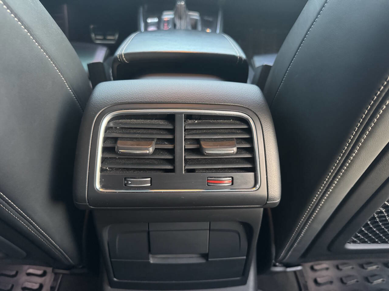 Used 2016 Audi SQ5 Premium Plus w/ Technology Package image 33