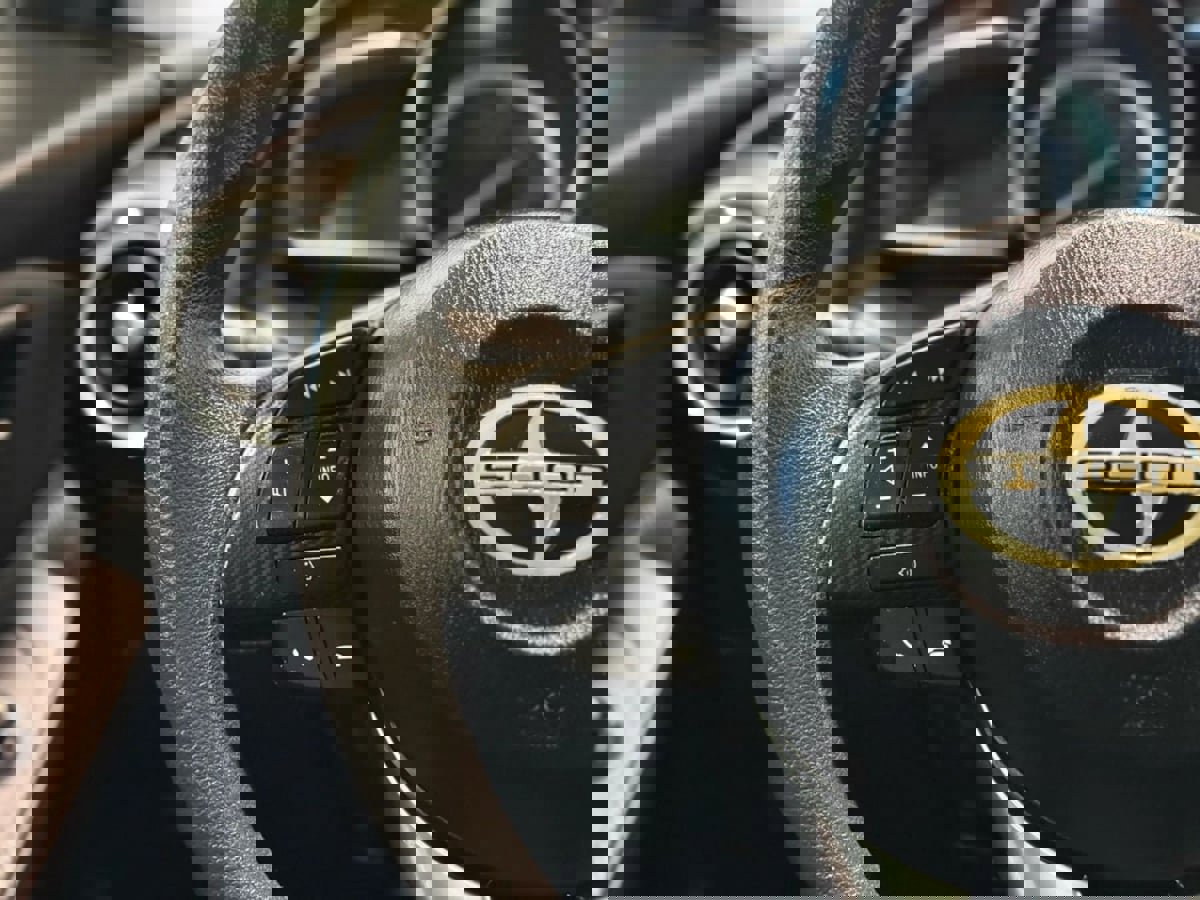 Used 2016 Scion iA image 15