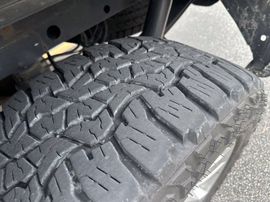 Used 2019 Ford F150 XLT w/ Equipment Group 302A Luxury AWD/4WD image 11