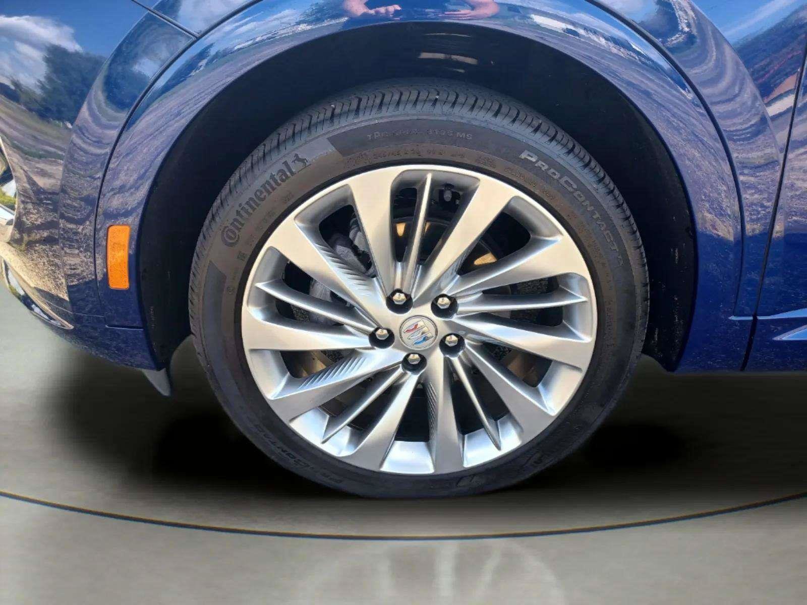 Used 2024 Buick Envision AWD Avenir image 28