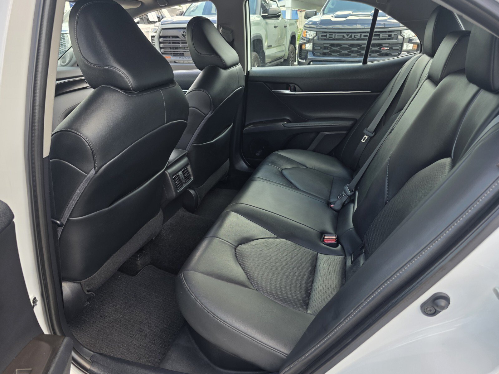 Certified 2022 Toyota Camry XLE w/ Navigation Upgrade Package FWD image 11