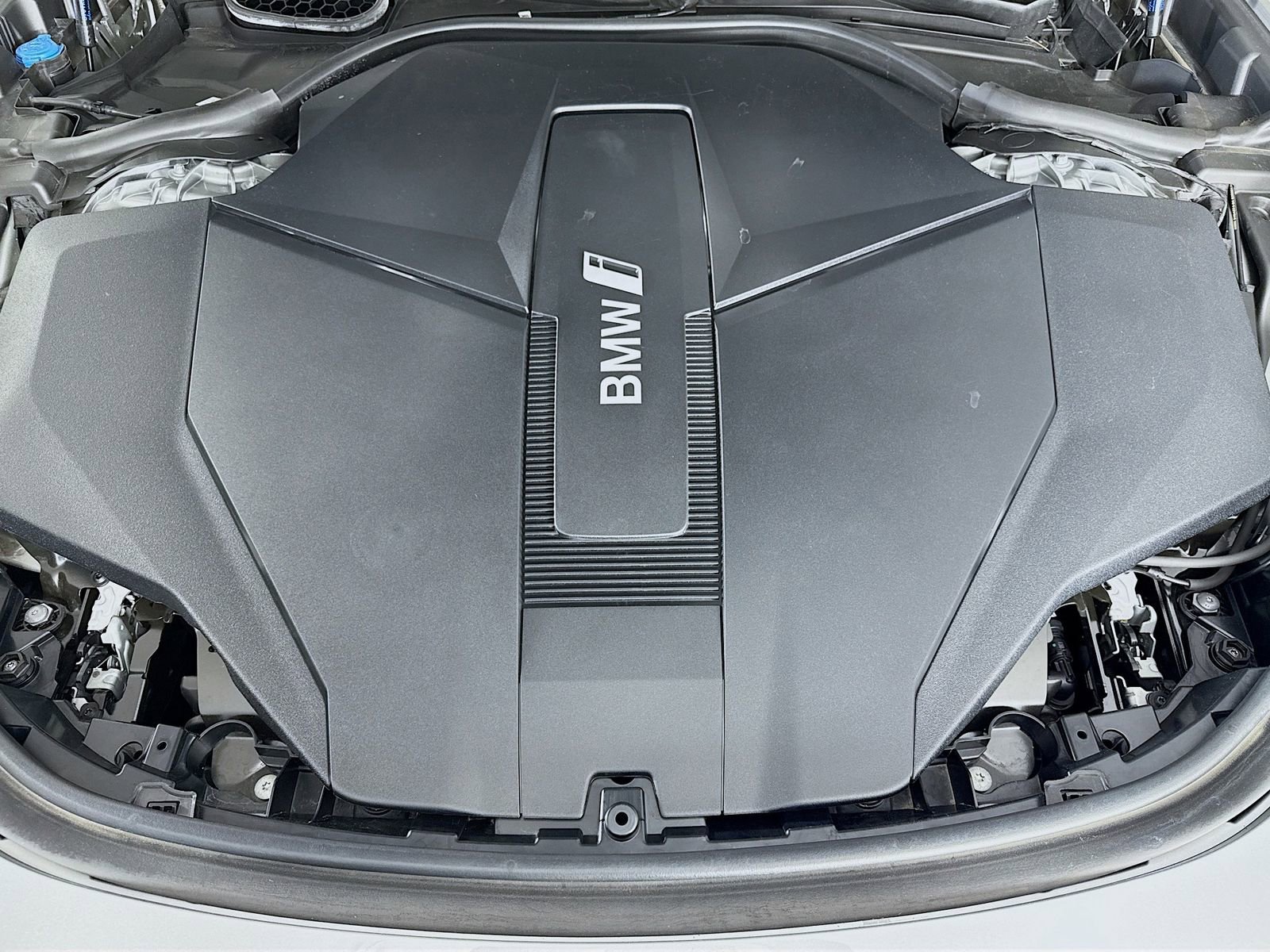 Certified 2023 BMW i7 xDrive60 image 32