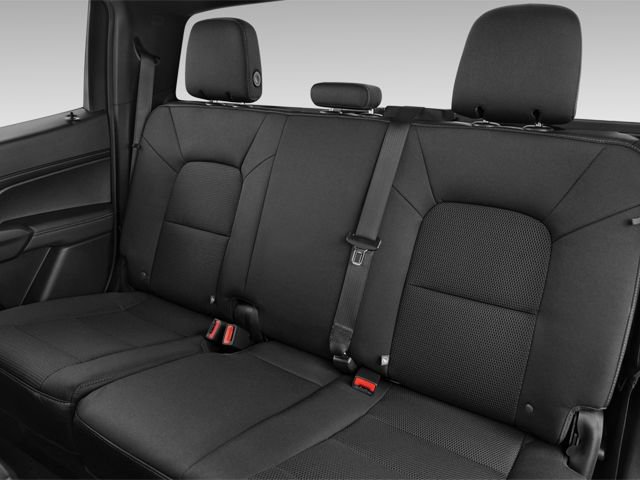Used 2024 GMC Canyon Elevation w/ Convenience Package AWD/4WD image 11
