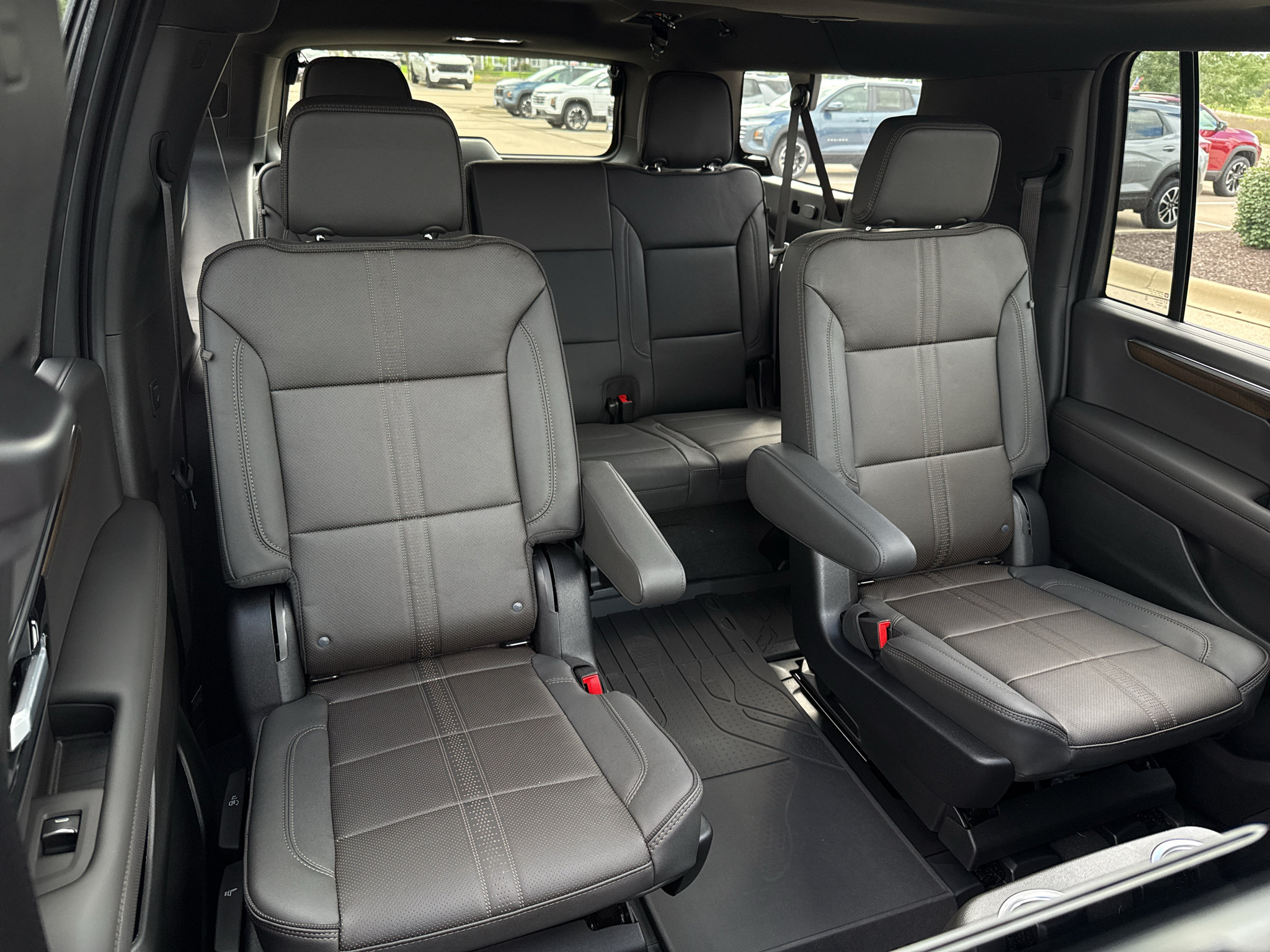 New 2026 Chevrolet Suburban High Country AWD/4WD image 50