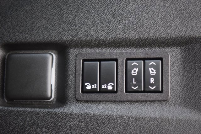 Used 2023 Chevrolet Tahoe High Country image 23