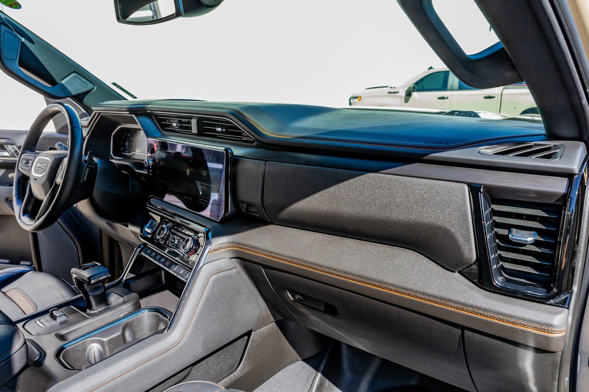 Used 2023 GMC Sierra 1500 AT4 w/ AT4 Premium Package image 18