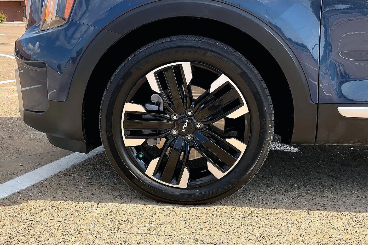Certified 2024 Kia Telluride SX Prestige AWD/4WD image 8