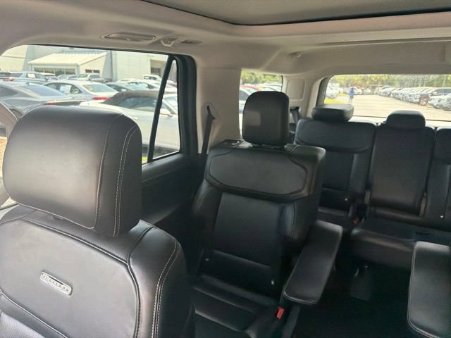 Certified 2025 Ford Expedition Platinum AWD/4WD image 24
