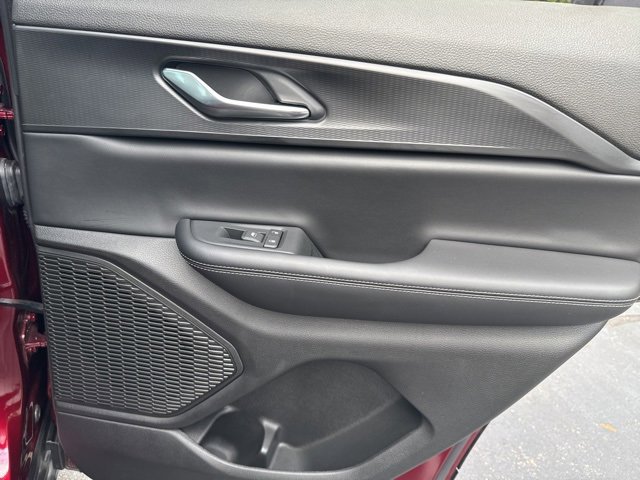 Used 2023 Jeep Grand Cherokee Altitude image 27