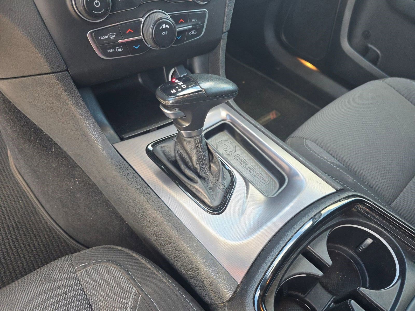 Used 2022 Dodge Charger SXT w/ Blacktop Package image 15