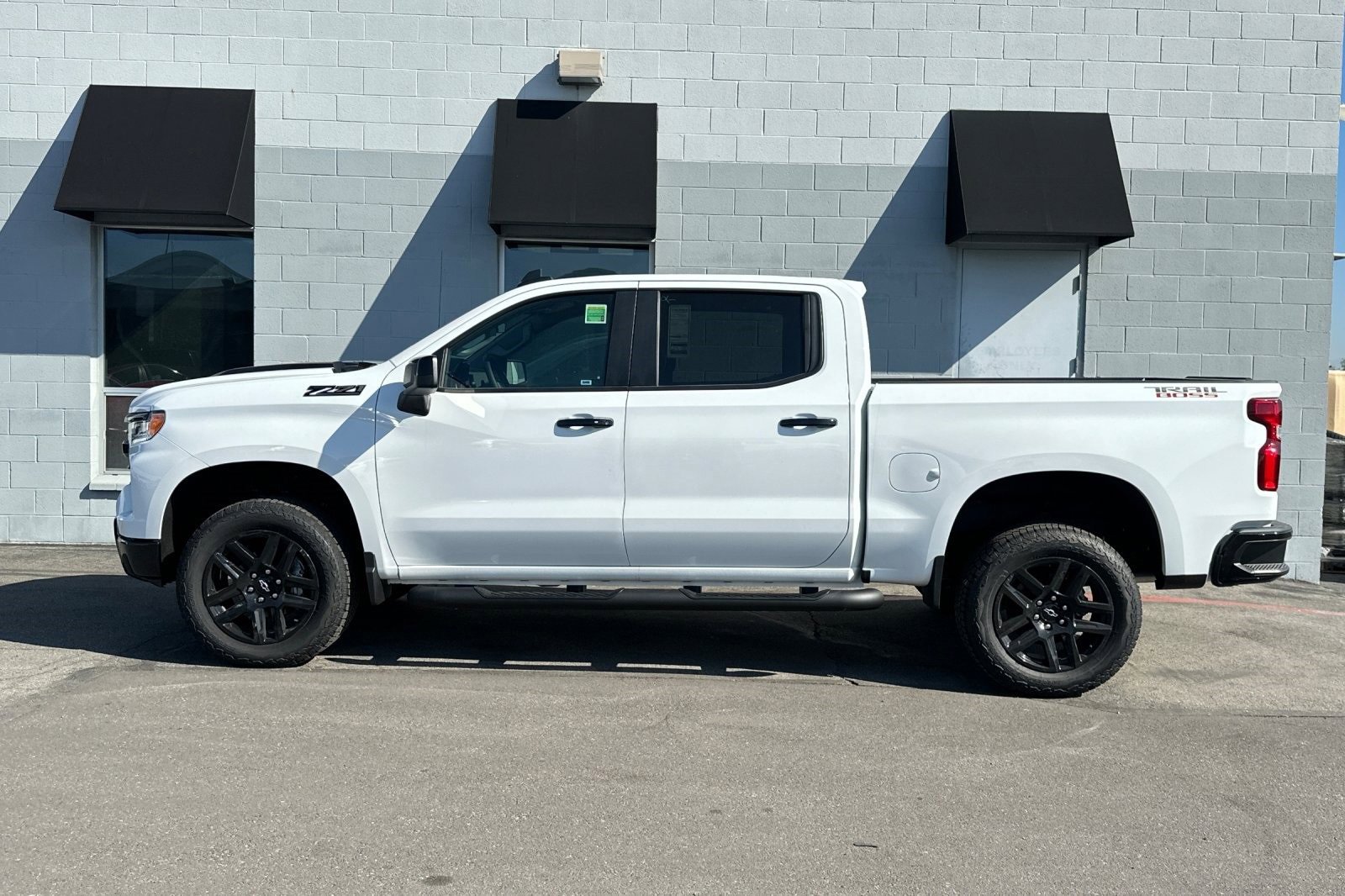 New 2025 Chevrolet Silverado 1500 LT Trail Boss w/ LPO, Dark Essentials Package image 7