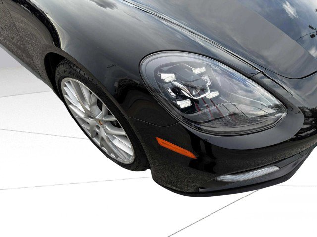 Used 2017 Porsche Panamera image 8