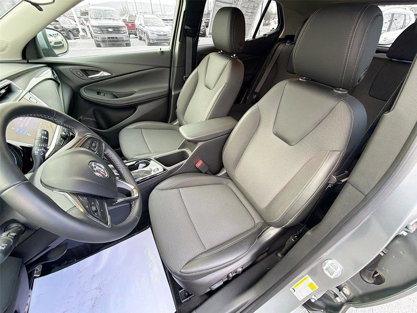 Used 2023 Buick Encore GX Select w/ Sport Touring Package image 11