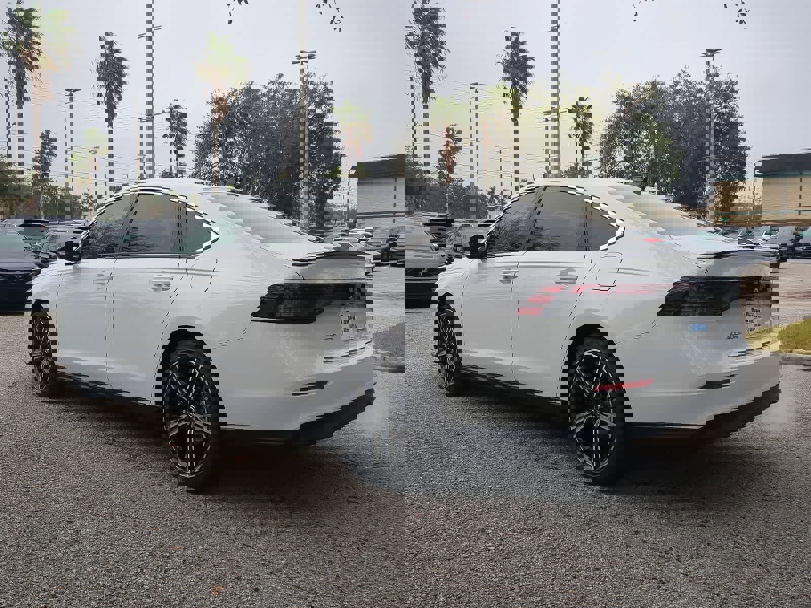 Used 2025 Honda Accord Sport image 4