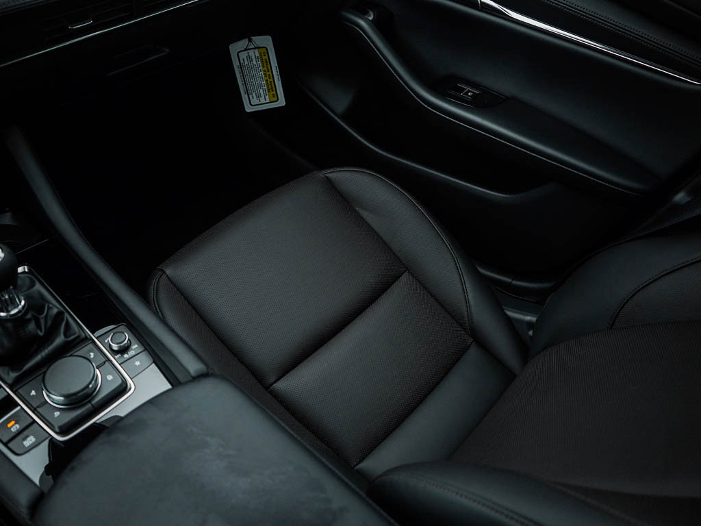 New 2026 MAZDA MAZDA3 2.5 S Hatchback w/ Premium Pkg FWD image 24