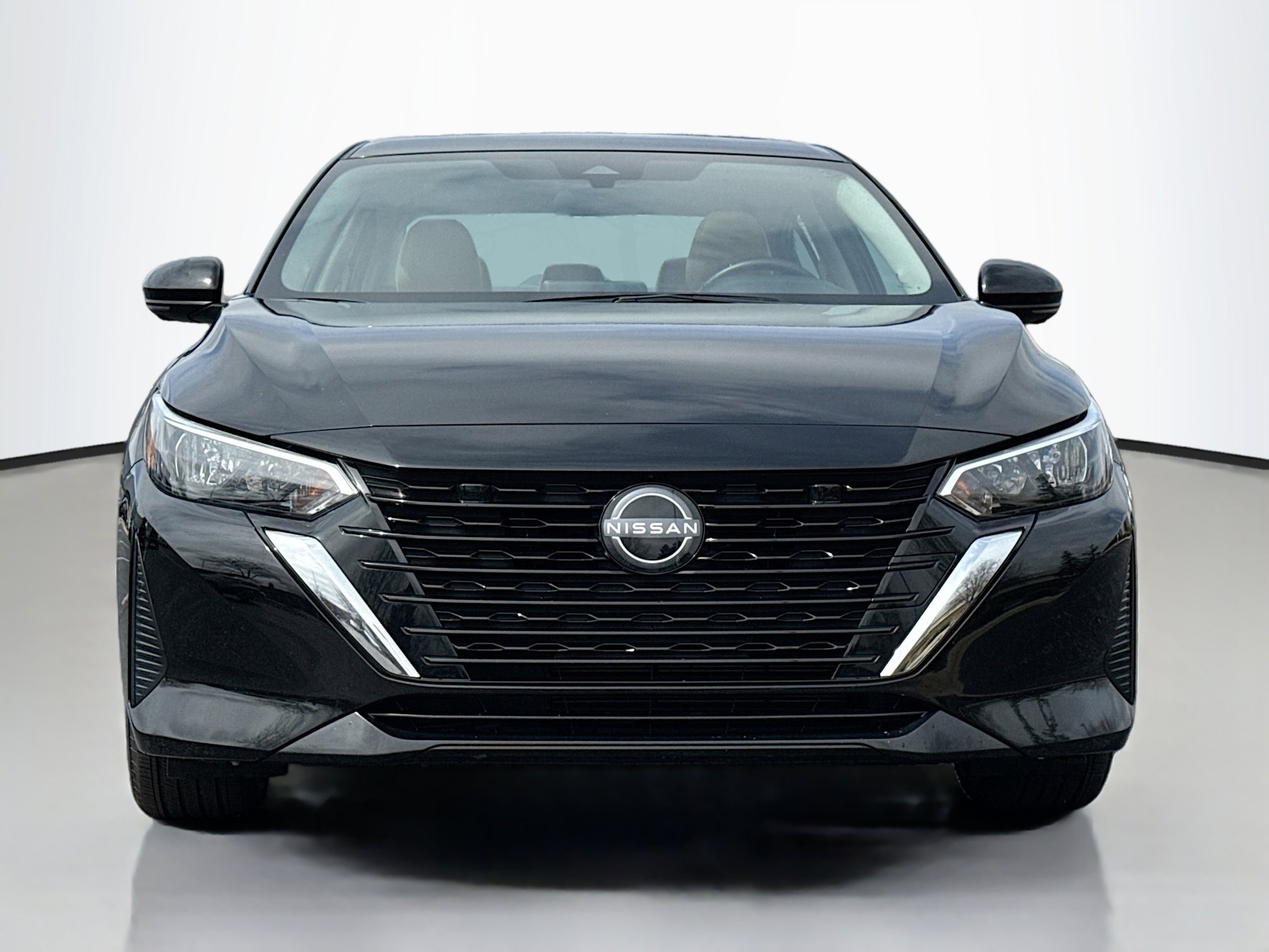 Used 2025 Nissan Sentra SV w/ SV Premium Package image 15